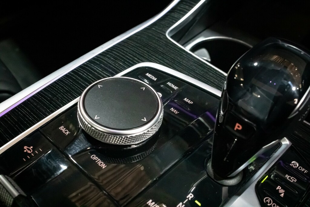 BMW X7 Xdrive M50d Step Black #43