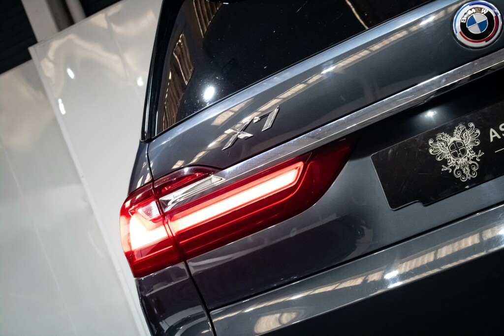 BMW X7 Xdrive M50d Step Black #11