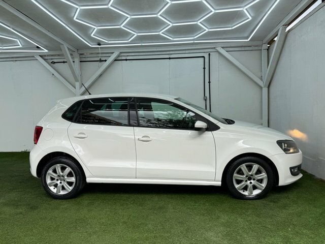 Volkswagen Polo 2012 1.4 Match Euro 5 KY12ZNU White #5