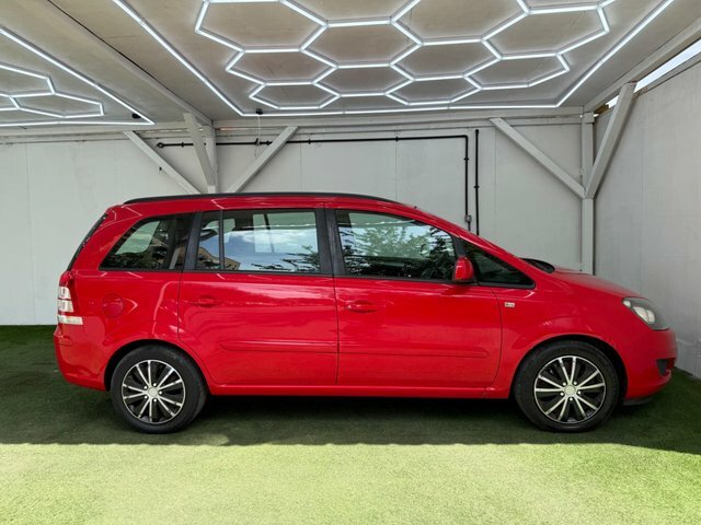 Vauxhall Zafira 2014 1.8 16V Exclusiv Euro 5 Snav Red #5