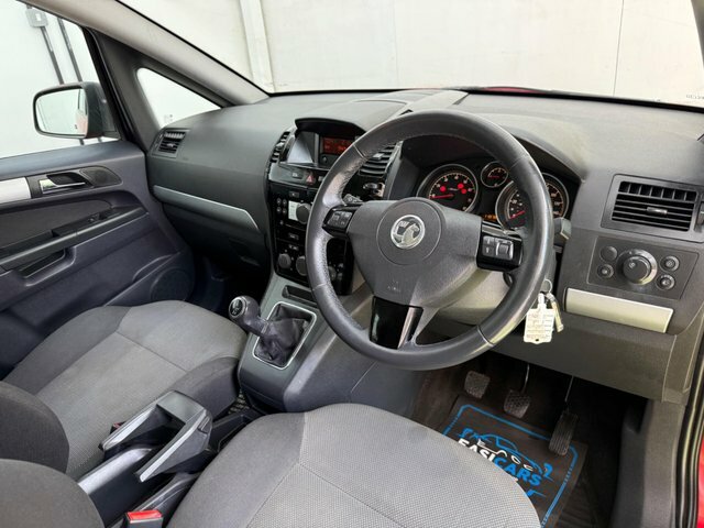 Vauxhall Zafira 2014 1.8 16V Exclusiv Euro 5 Snav Red #3