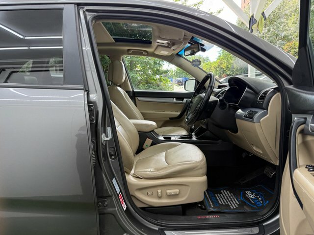 Kia Sorento  Silver #17