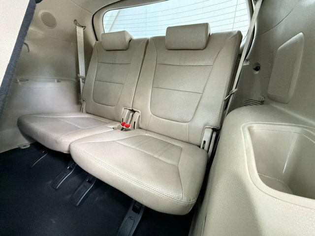 Kia Sorento  Silver #31
