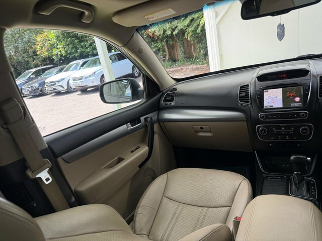 Kia Sorento  Silver #45