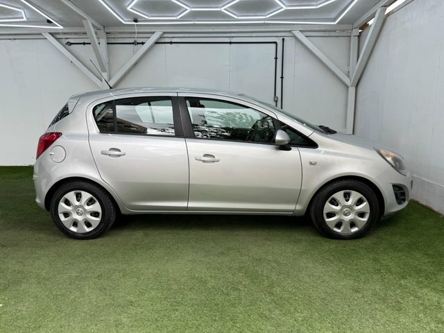 Vauxhall Corsa 2014 1.4 16V Exclusiv Euro 5 Ac Silver #2