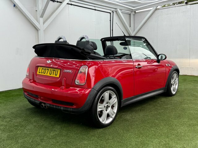 Mini Convertible 1.6 Cooper 114 Bhp Red #15