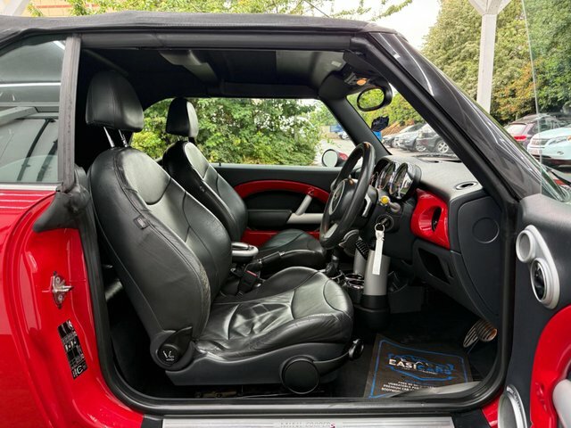 Mini Convertible 1.6 Cooper 114 Bhp Red #21