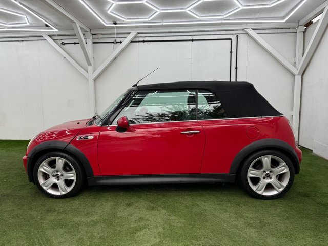 Mini Convertible 1.6 Cooper 114 Bhp Red #10
