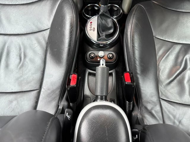 Mini Convertible 1.6 Cooper 114 Bhp Red #35