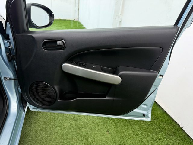 Mazda 2 Hatchback 1.3 Tamura Euro 4 200959 Silver #16