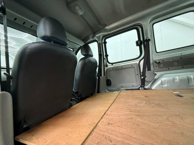 Renault Kangoo Mpv 1.6 16V Authentique 200757 Red #19