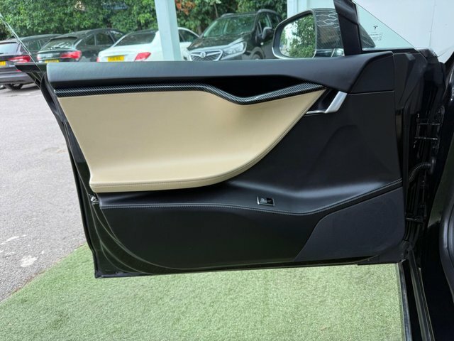 Tesla Model S 75D 380Kw 69Kwh Dual Motor Cream Beige Le Black #28