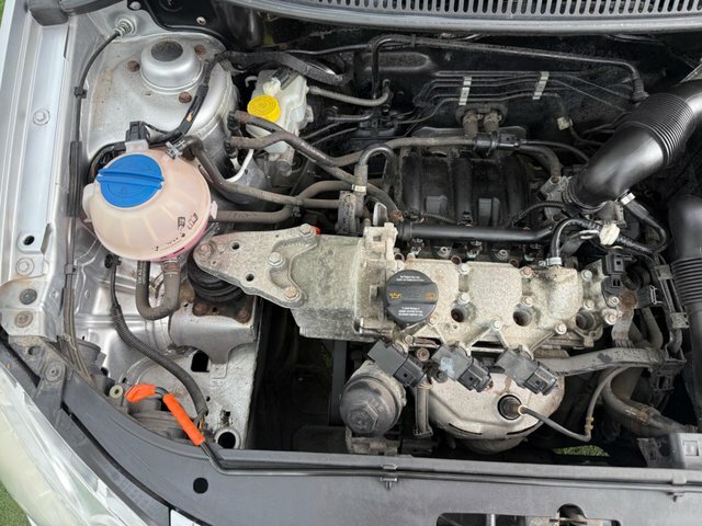 Volkswagen Polo Match Silver #13