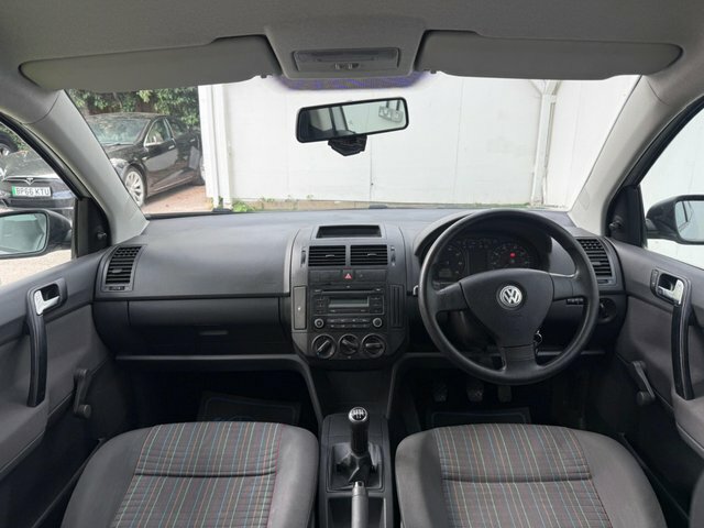Volkswagen Polo Match Silver #26