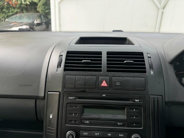 Volkswagen Polo Match Silver #27