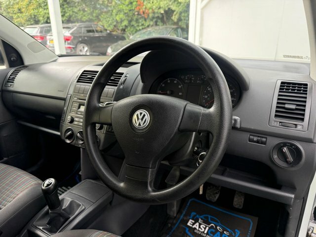 Volkswagen Polo Match Silver #16
