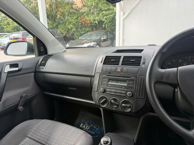 Volkswagen Polo Match Silver #44