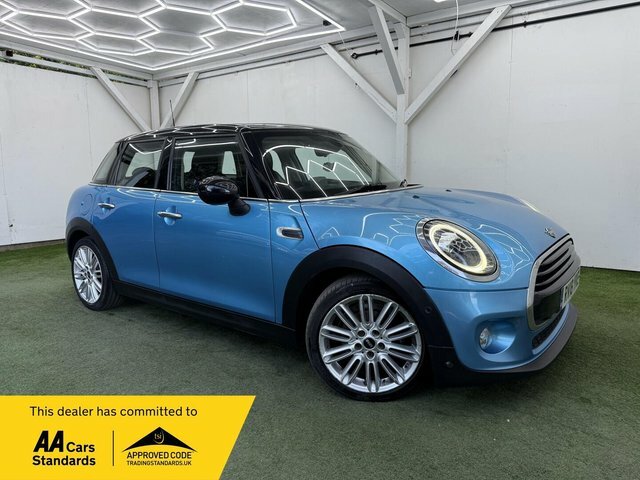 Mini Hatch 2018 1.5 Cooper Euro 6 Ss Blue