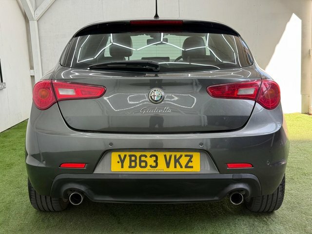 Alfa Romeo Giulietta Hatchback White #8