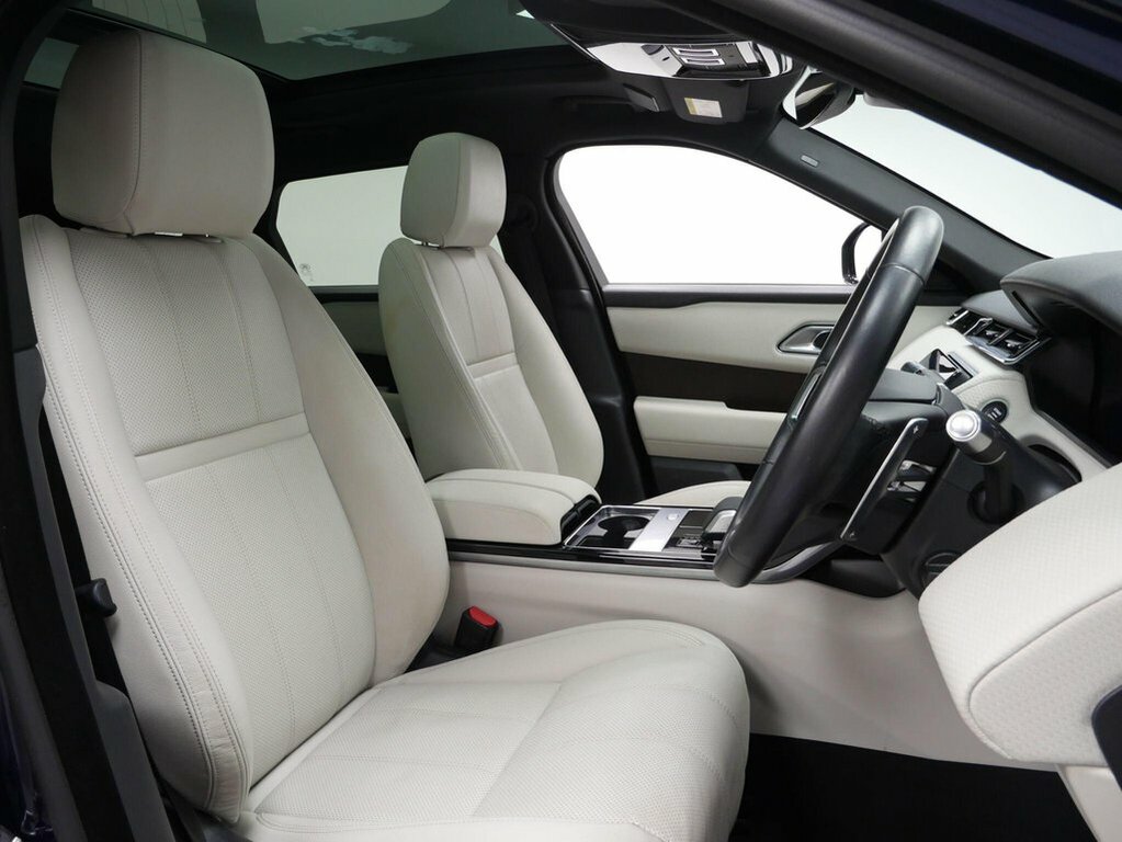 Land Rover Range Rover Velar For Sale In Little Gaddesden EK22UFJ Blue #4