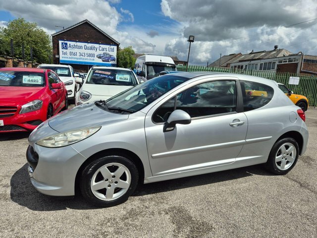 Peugeot 207 1.4 Vti Sport Silver #2