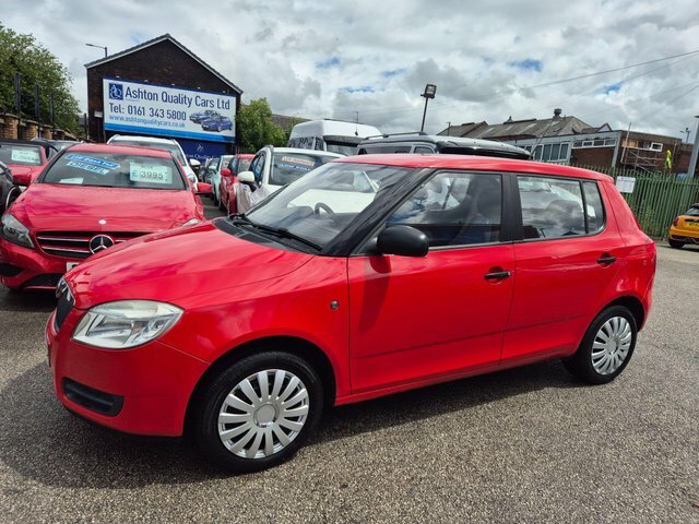 Skoda Fabia 1.2 Htp 6V 1 Red