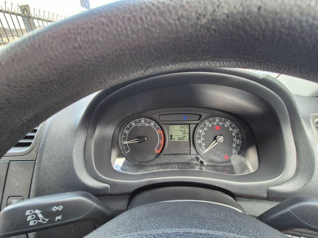 Skoda Fabia Hatchback White #14