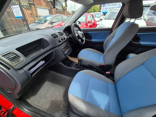 Skoda Fabia Hatchback White #11