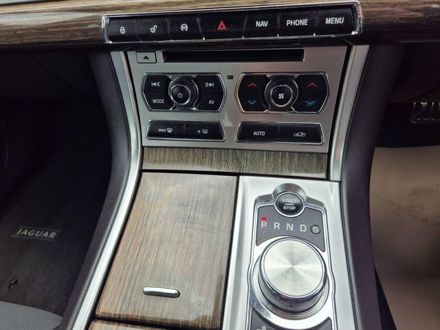 Jaguar XF D V6 S Portfolio Grey #18