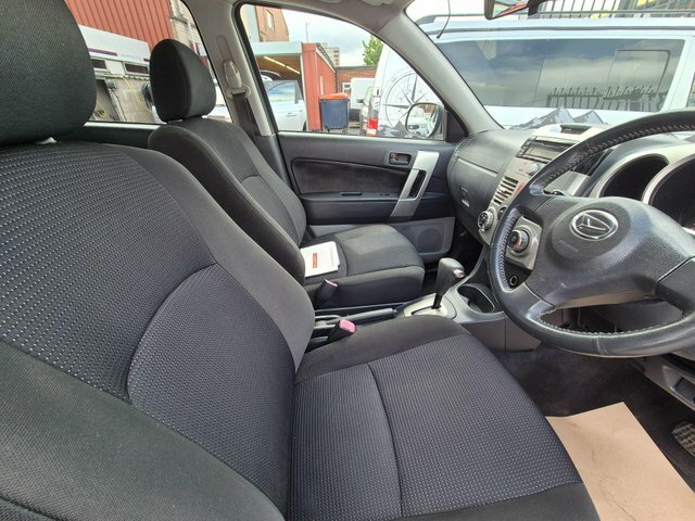 Daihatsu Terios 1.6 16V Style Mpv Silver #10
