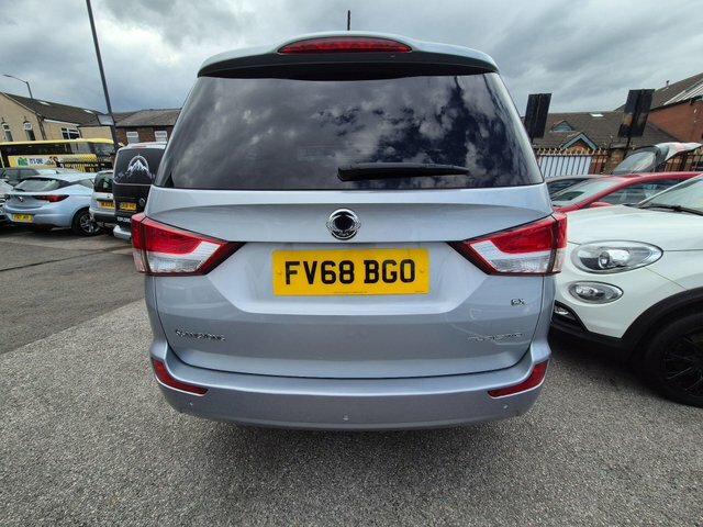 SsangYong Turismo 2.2D Ex T-tronic Euro 6 Silver #6