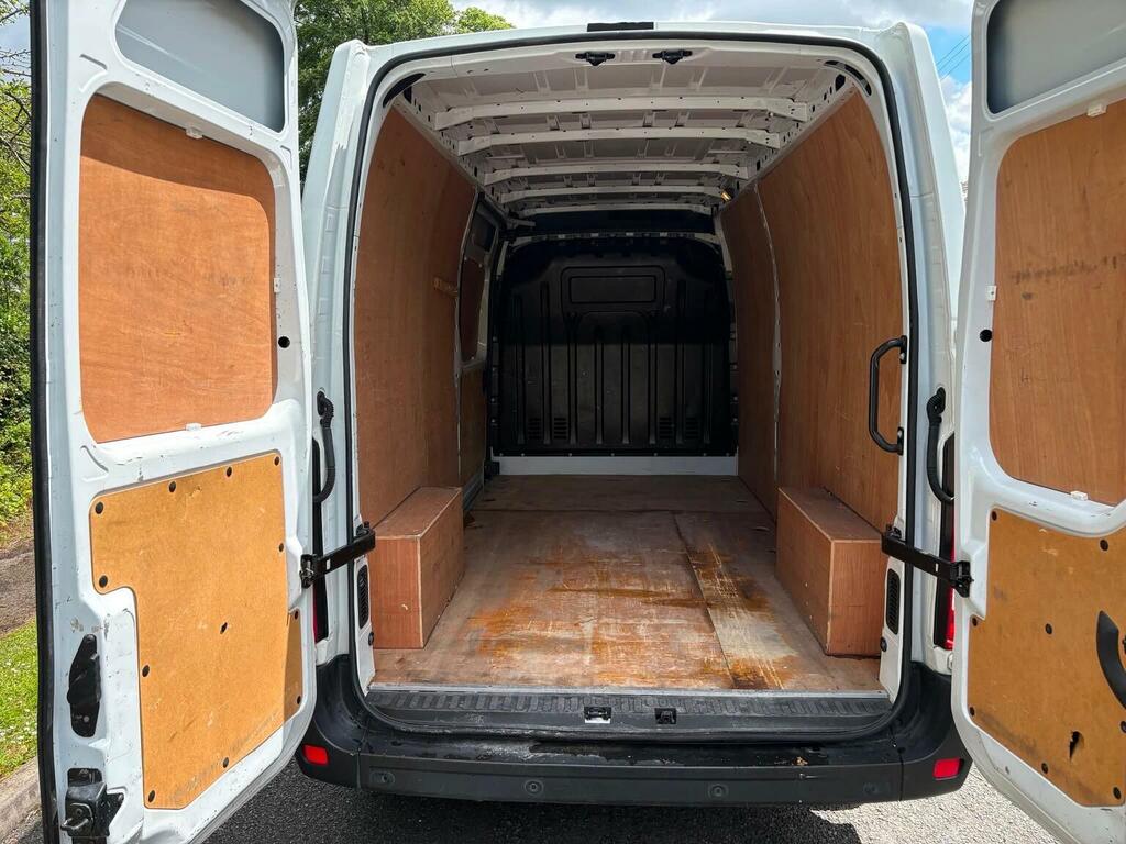 Vauxhall Movano Mpv Silver #11