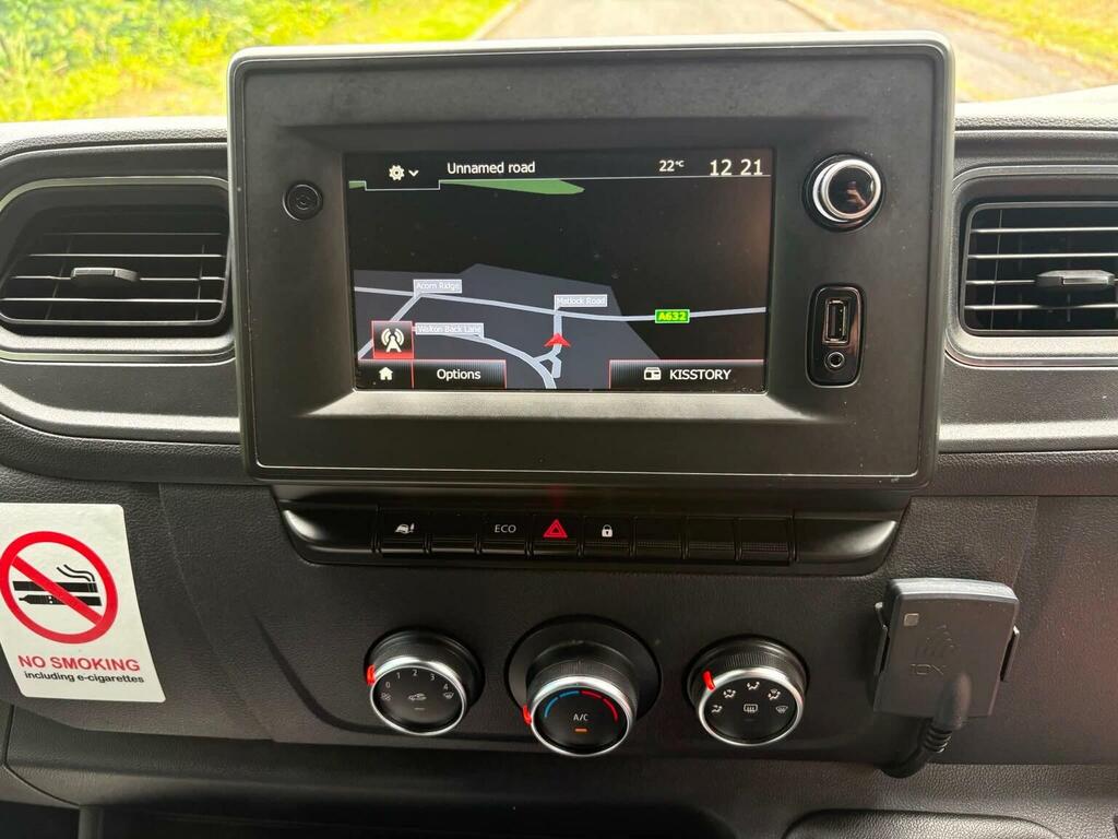 Vauxhall Movano Mpv Silver #10