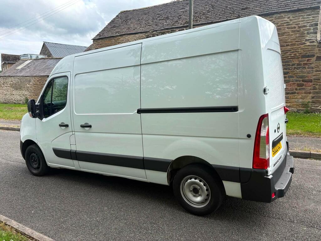 Nissan InterStar 2.3 Dci 35 Tekna Fwd L2 H2 Euro 6 White #3