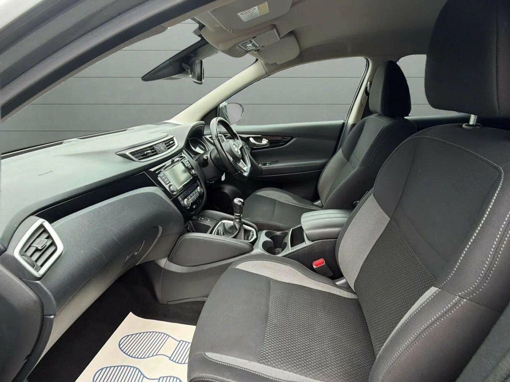 Nissan Qashqai 1.5L Acenta Premium Grey #4
