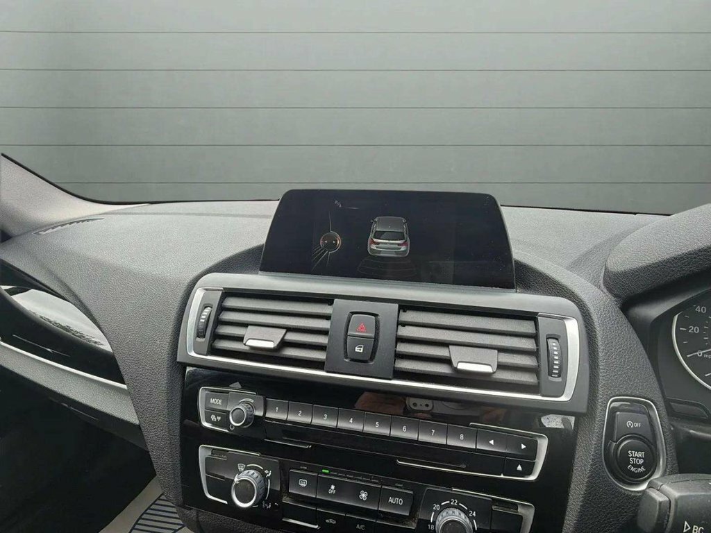 BMW 1 Series 1.5L Sport Black #5