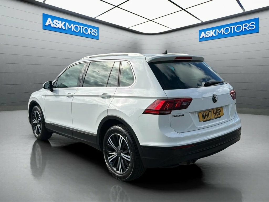 Volkswagen Tiguan 2L Se Navigation White #6