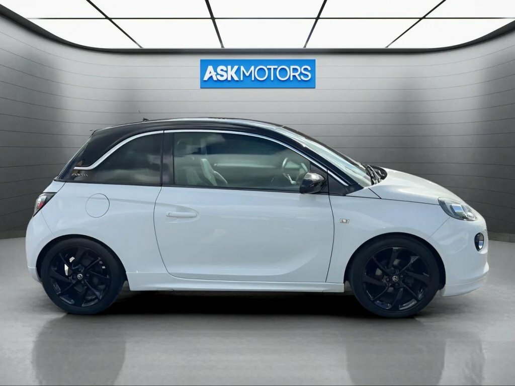 Vauxhall Adam 2018 1.2 Energised 69 Bhp Red #29