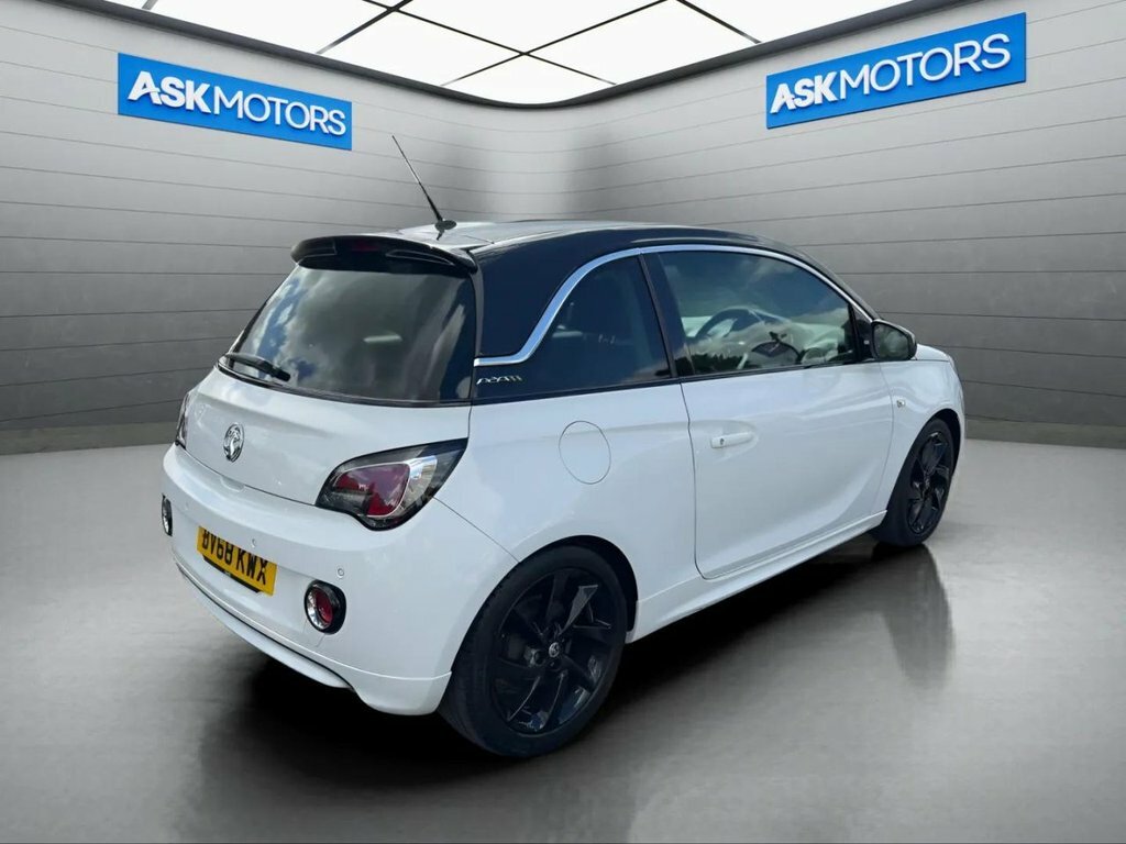 Vauxhall Adam 2018 1.2 Energised 69 Bhp Red #30