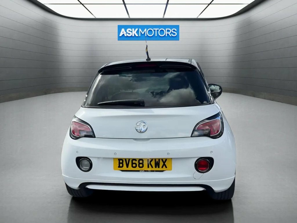 Vauxhall Adam 2018 1.2 Energised 69 Bhp Red #31
