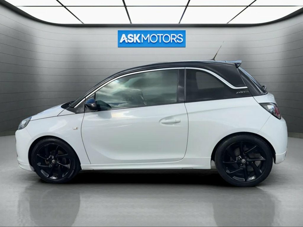 Vauxhall Adam 2018 1.2 Energised 69 Bhp Red #26