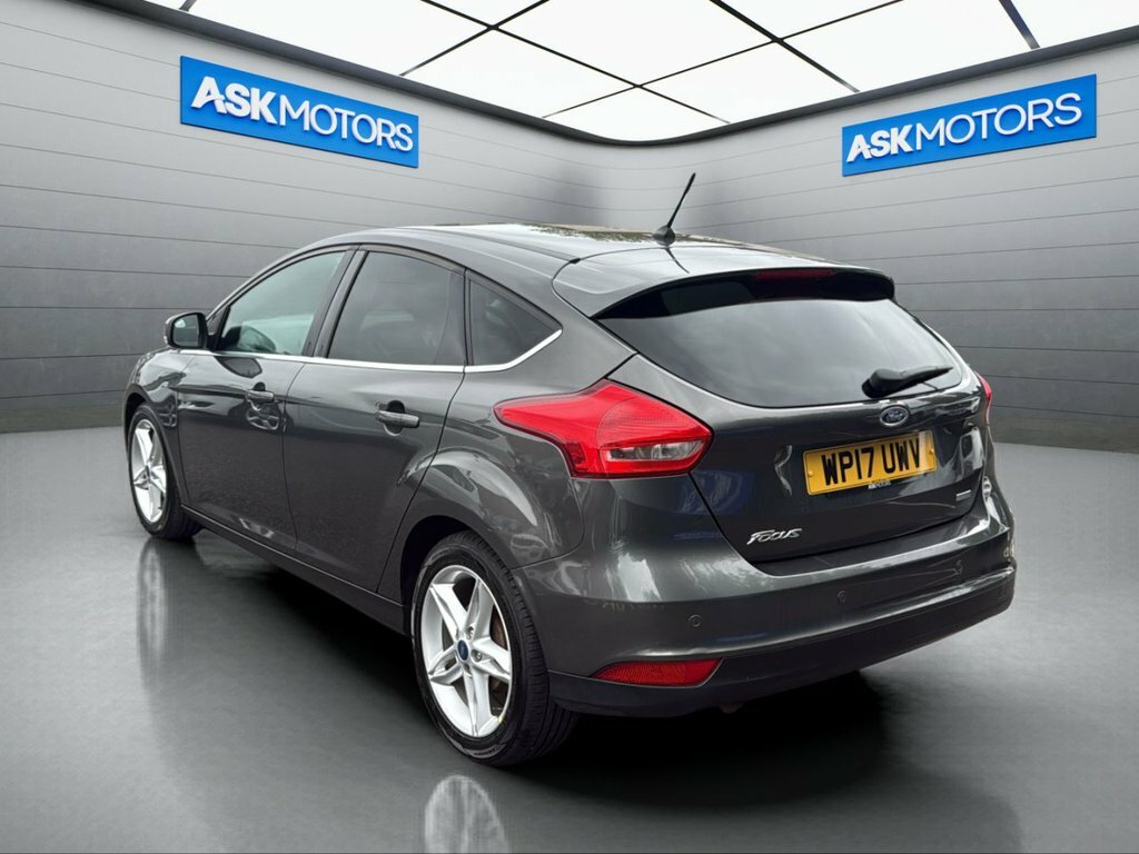 Ford Focus 1L Zetec Edition WP17UWV Grey #3