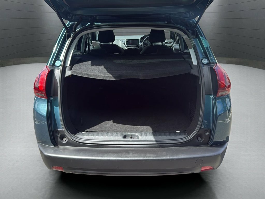 Peugeot 2008 1.2L Active Green #5