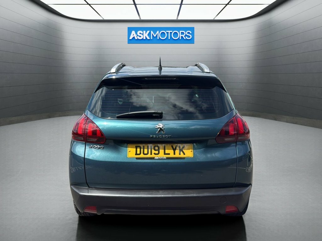Peugeot 2008 1.2L Active Green #4