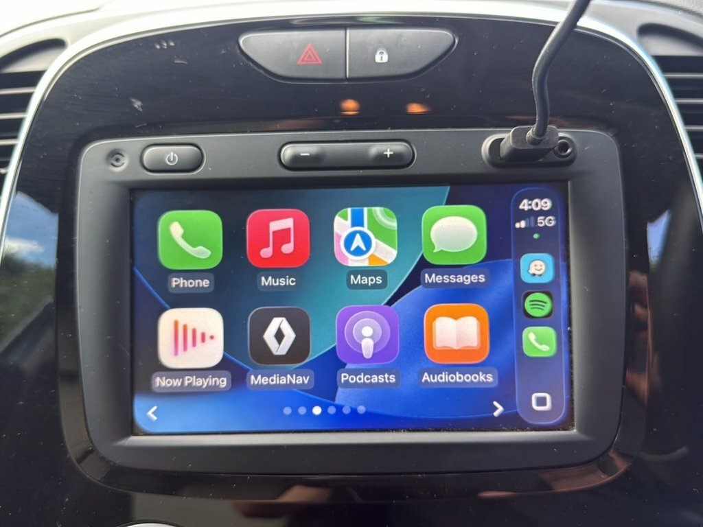 Renault Captur 1.3L Iconic Blue #4