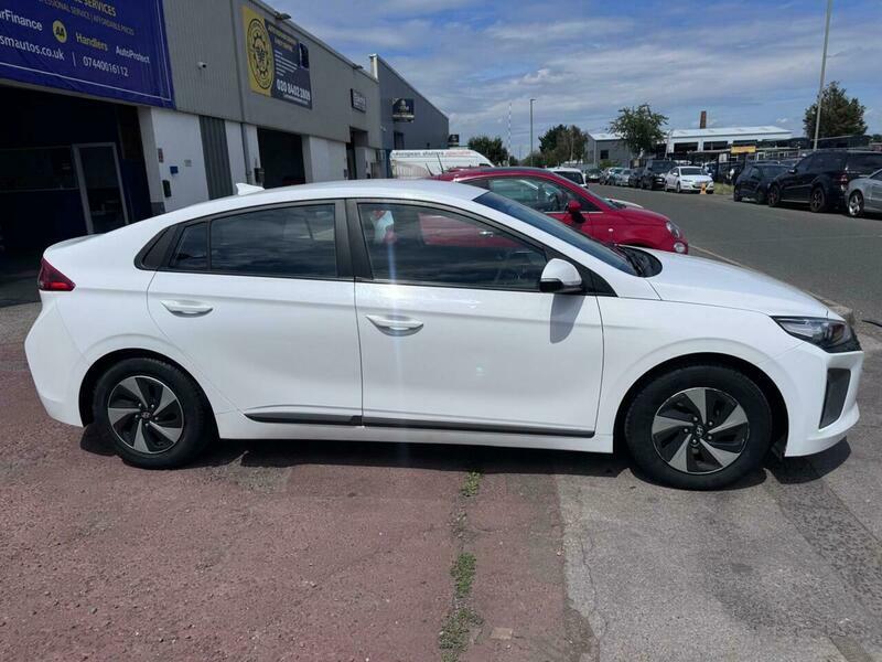 Hyundai Ioniq 1.6 H-gdi Se Dct HS17EBG White #2