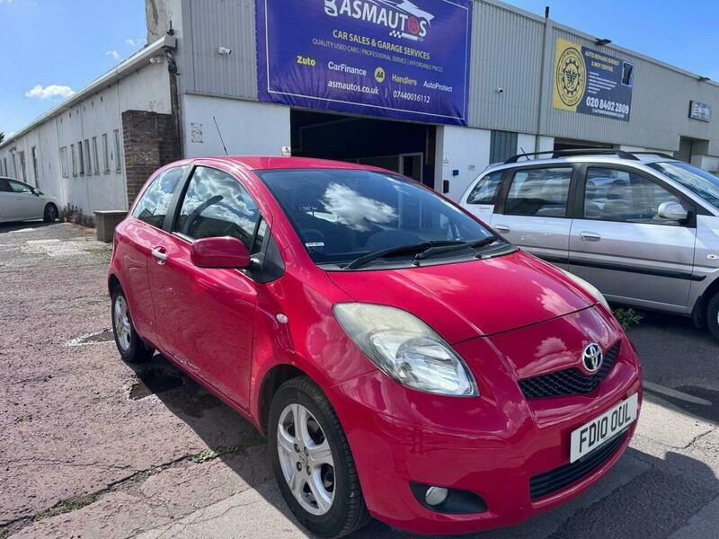 Toyota Yaris 1.0 Vvt-i Tr Euro Red