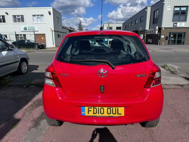 Toyota Yaris 1.0 Vvt-i Tr Euro Red #4