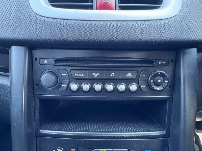 Peugeot 207 Hatchback 1.4 Black #18