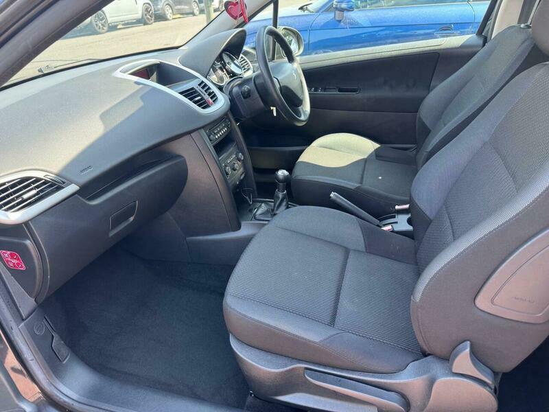 Peugeot 207 Hatchback 1.4 Black #28